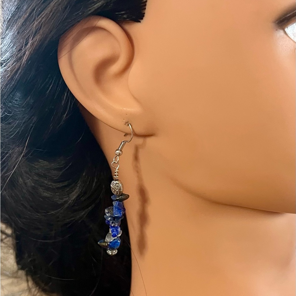 Blue gemstone wire pierced earrings jewelry - Picture 5 of 16